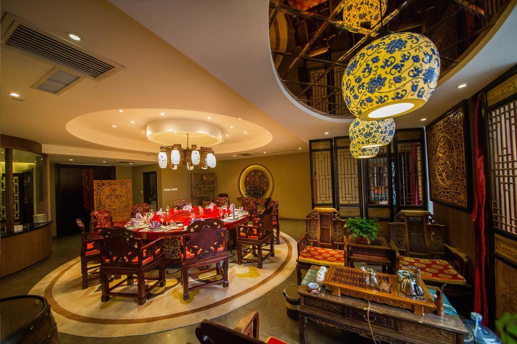 Jingzhou International Hotel Шицзячжуан Экстерьер фото