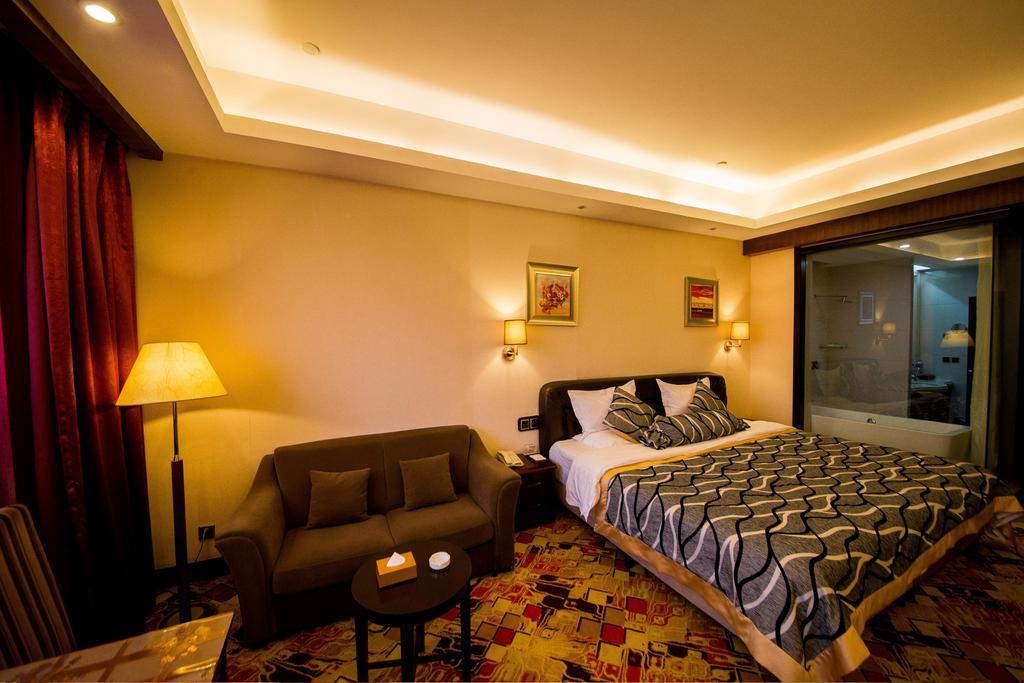 Jingzhou International Hotel Шицзячжуан Экстерьер фото