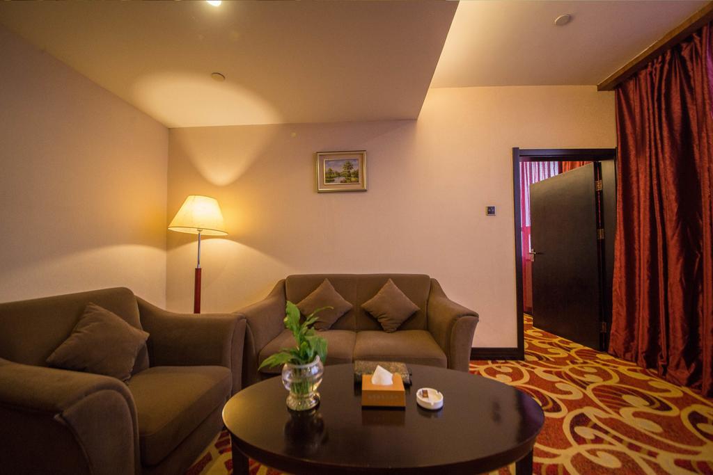Jingzhou International Hotel Шицзячжуан Экстерьер фото