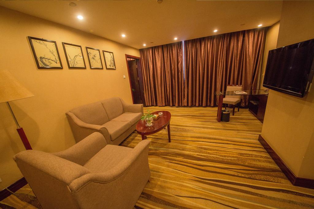 Jingzhou International Hotel Шицзячжуан Экстерьер фото
