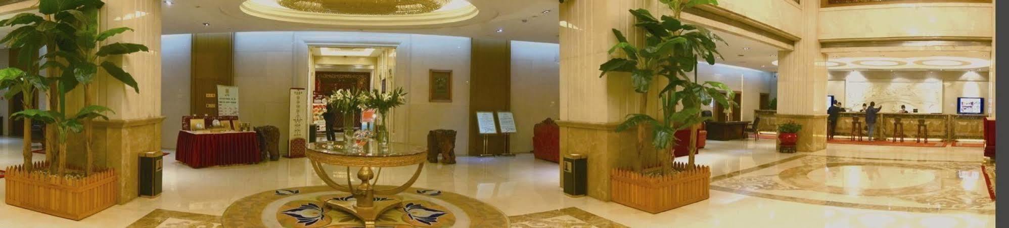 Jingzhou International Hotel Шицзячжуан Экстерьер фото